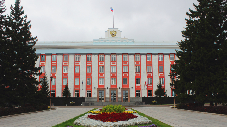 Виктор Томенко подписал ряд распоряжений о назначениях в правительстве Алтайского края